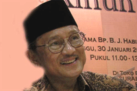 Habibie: Jasa Rakyat Yogyakarta Jangan Diupakan