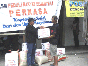 LSM Perkasa Indonesia Serahkan Bantuan