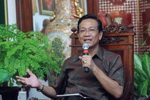 Sri Sultan Hamengku Buwono X Sri Sultan Hamengku Buwono X