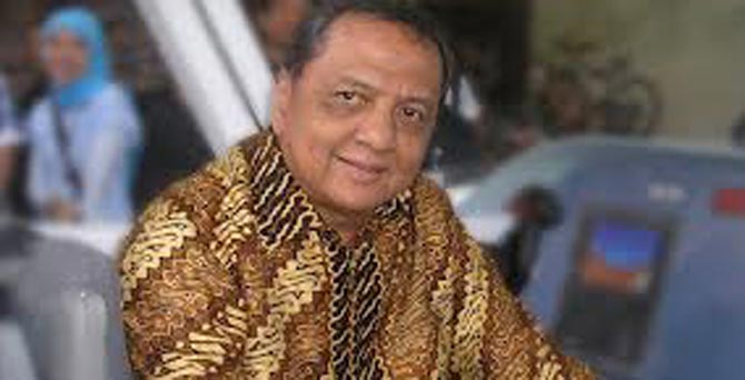 Menteri Perindustrian (Menperin) MS Hidayat Menteri Perindustrian (Menperin) MS Hidayat