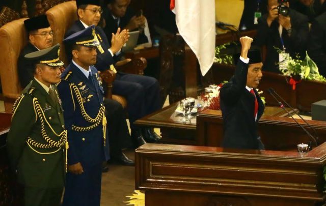 Presiden Jokowi berpidato saat pelantikannya sebagai presiden, Senin (20/10)