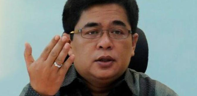 ade-komaruddin