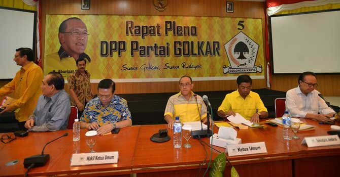 kader-golkar-kritik-menkum-