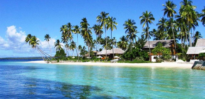 Pantai-Wakatobi