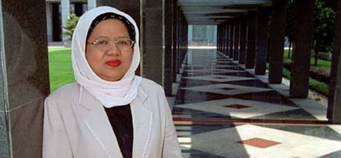 Siti_Chalimah_Fadjrijah