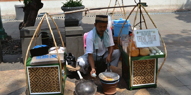 penjual-kerak-telor