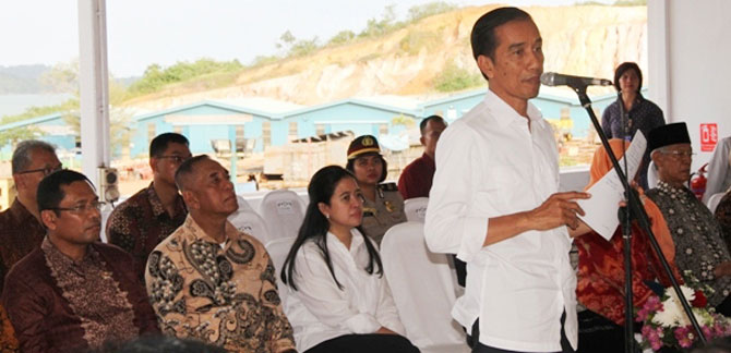 Industri Mobil Produksi Komponen Kapal