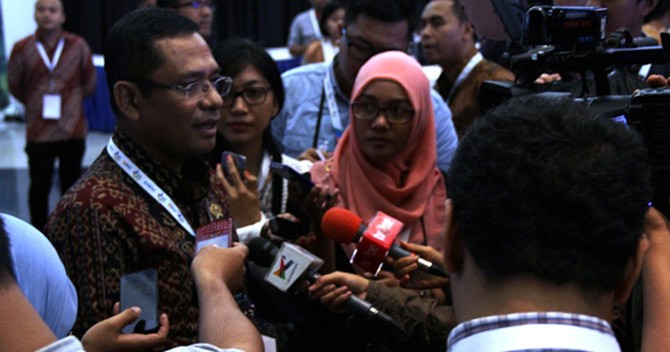 2015116-Menperin--Kompas-CE
