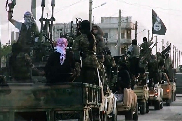 dikeroyok-banyak-negara-isis-mulai-bentengi-raqqa-Mhm