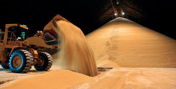 raw-sugar-681x345