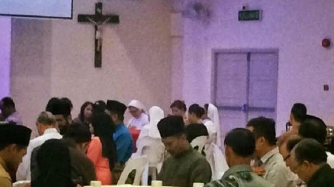 umat-muslim-dan-biaraaaaaaa
